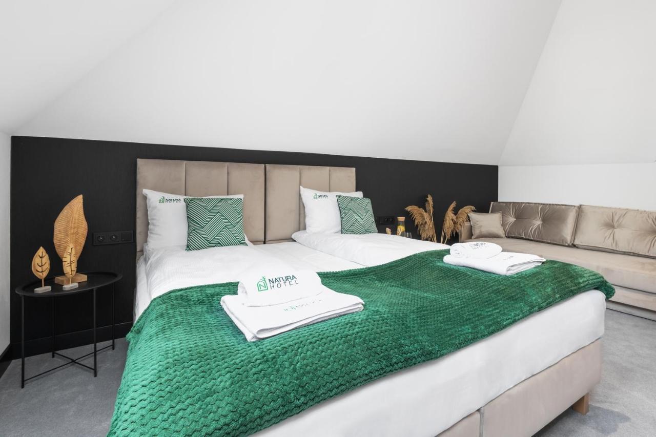 Hotel Natura Slonsk Экстерьер фото